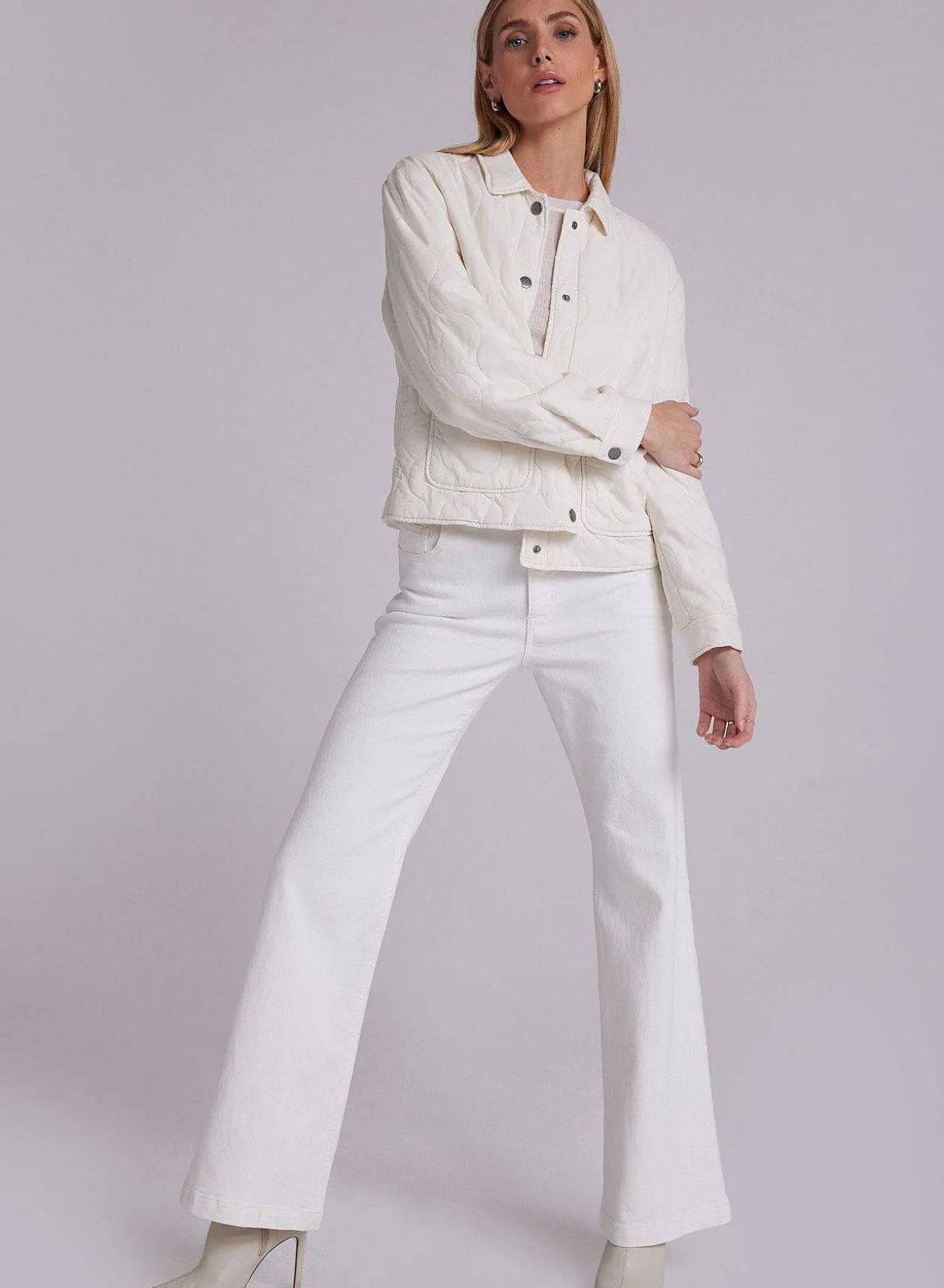 Cropped Gewatteerd Jack Met Twee Zakken - Winterwit>Bella Dahl Outlet