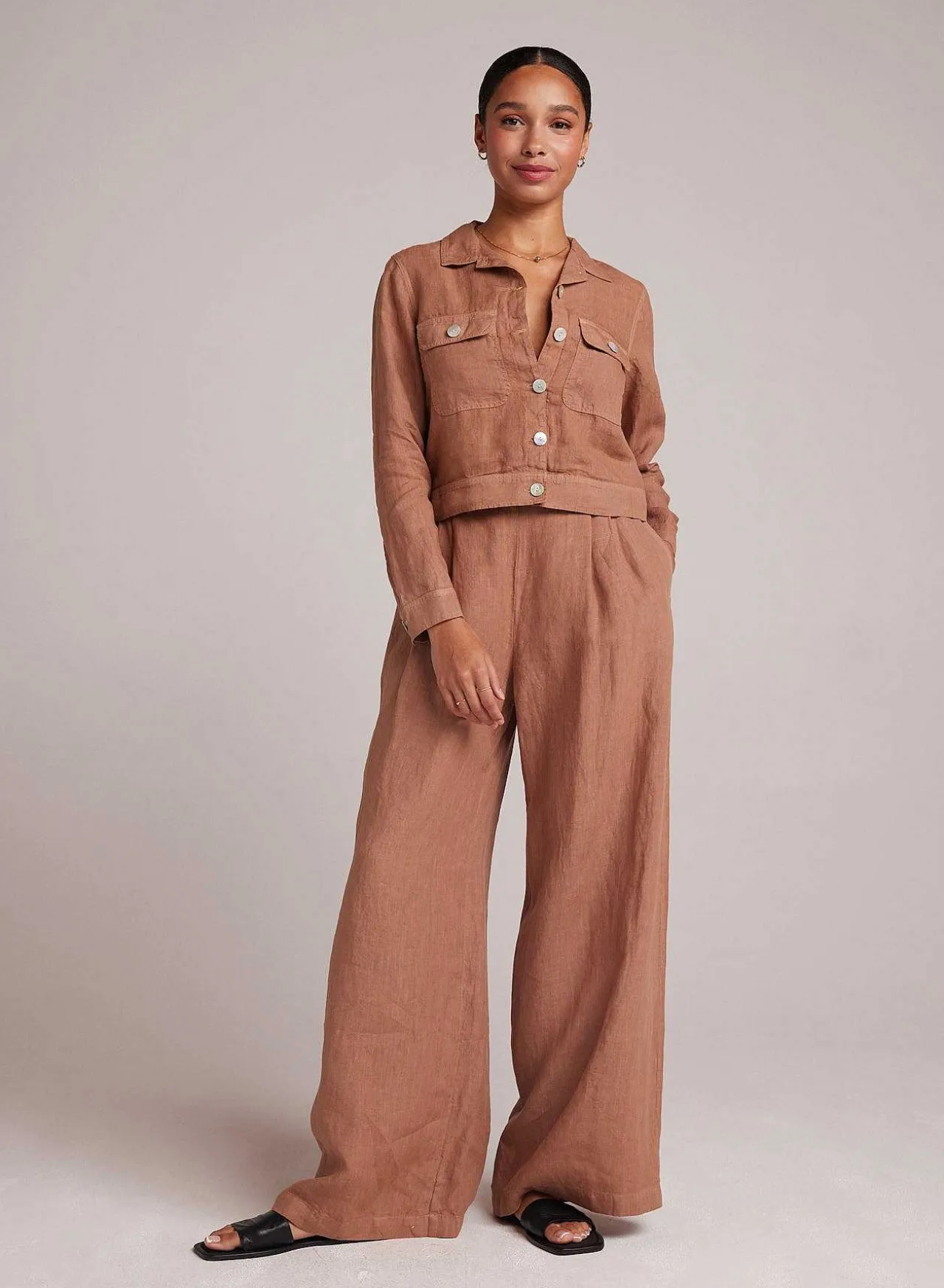 Hoog Getailleerde Linnen Geplooide Broek - Woestijnbruin>Bella Dahl Outlet