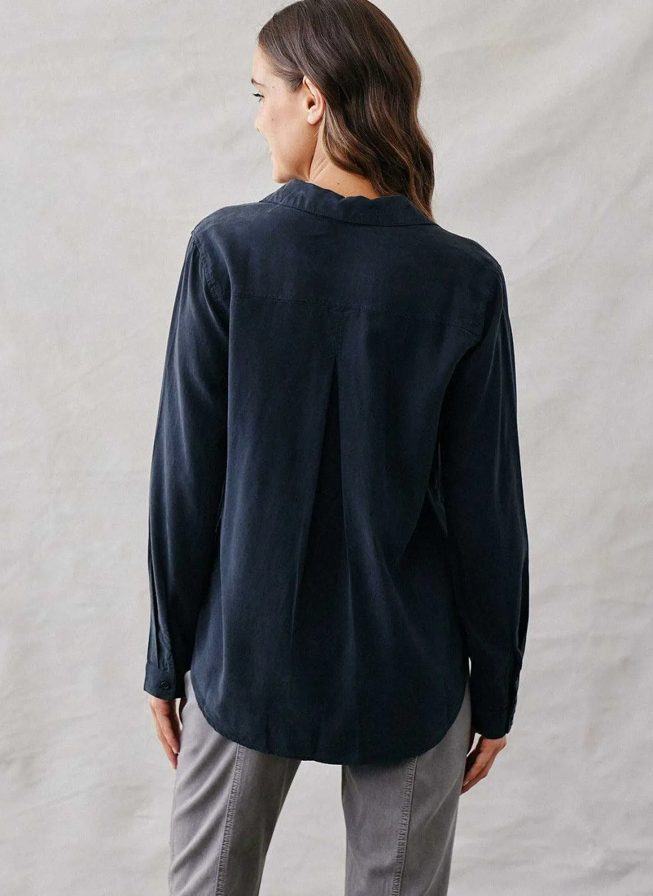Klassieke Button-Down Met Lange Mouwen - Vintage Zwart>Bella Dahl Outlet