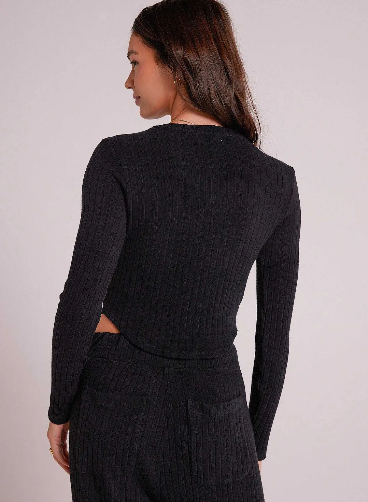 Korte Ronde Hals - Zwart>Bella Dahl Outlet