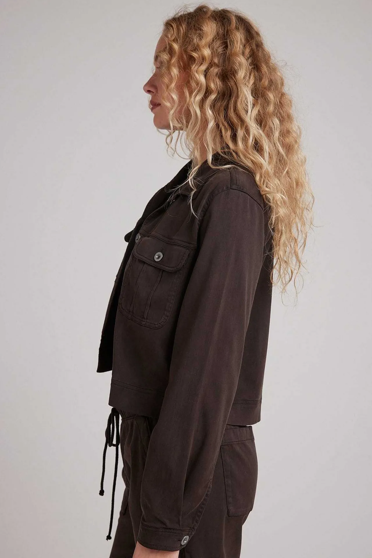 Utility-Jack Met Klepzak - Kwartsbruin>Bella Dahl Hot